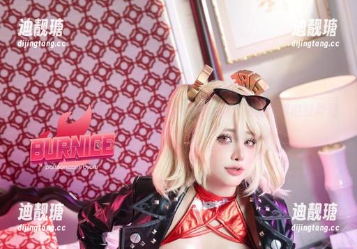 当Byoru变身JK猫娘：她的Cos作品简直是猫咪界的时尚潮流教科书！