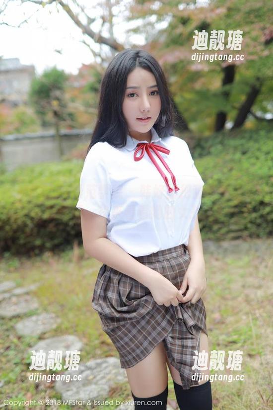 MFStar模范学院-韩好甜 MFStar模范学院 - 韩好甜把甜蜜装进福利原图,快来看看她的女孩梦!