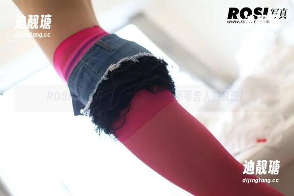 ROSI内衣：找寻套图中的那些不可告人的资源！