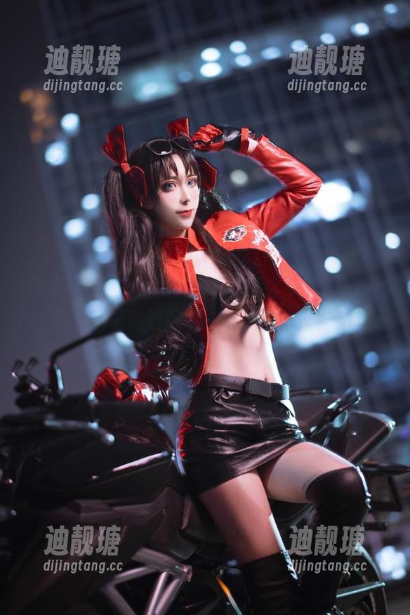 那些年，Sakiiii翎柒与白毛衣的图片合集，感觉自己好像在偷看她的日常？
