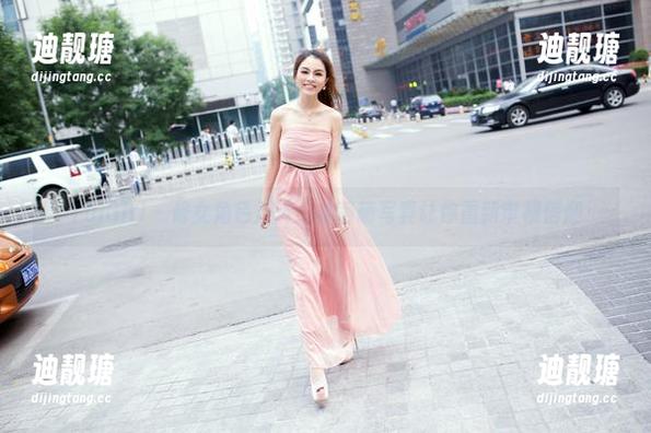 TuiGirl-林萌萌 TuiGirl - 修女角色反转:林萌萌写真让你重新审视信仰