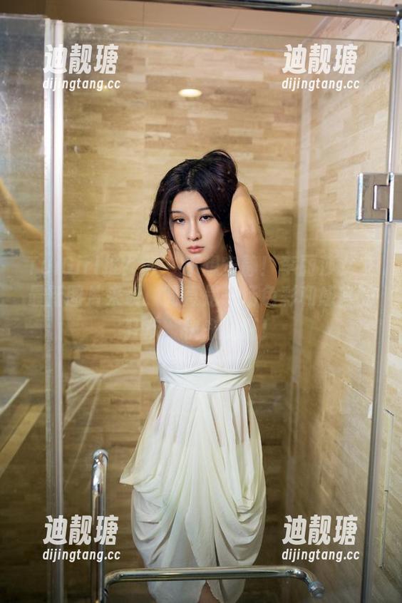 TuiGirl推女郎 - 不想安静！李丽莎女友最新图片来袭，简直是一场色彩和感官的狂欢，快来见证！