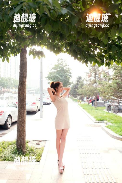 TuiGirl推女郎-赵惟依 TuiGirl推女郎 - 精选看点:赵惟依的职业装,工作与魅力的完美平衡