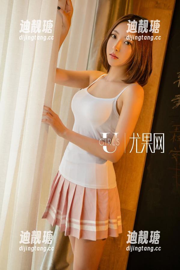 UGirls尤果网 - 泳衣和阳光——孟思雨最新图包更新，快来解锁！