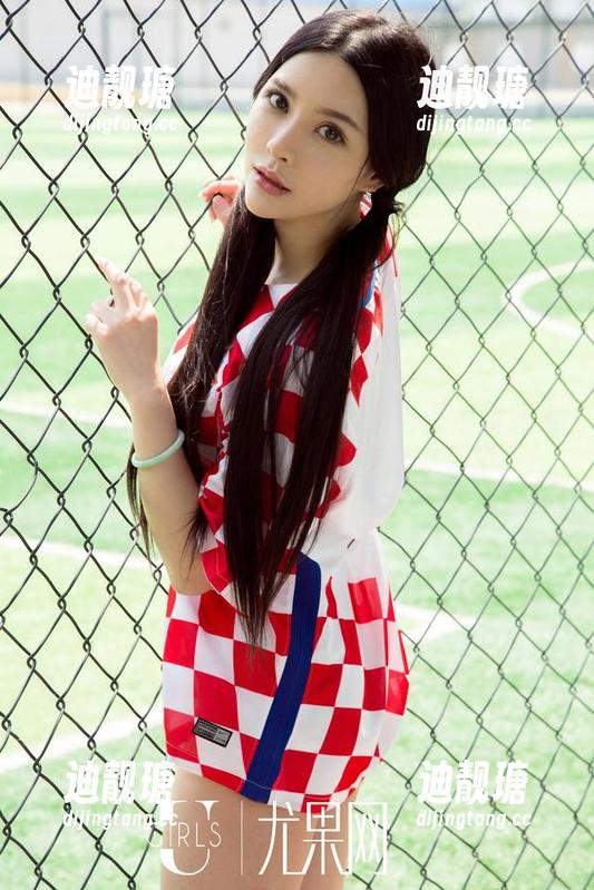 UGirls尤果网 - 隐藏福利：当王尔琳穿上牛仔裤，整个世界都变得摩登了