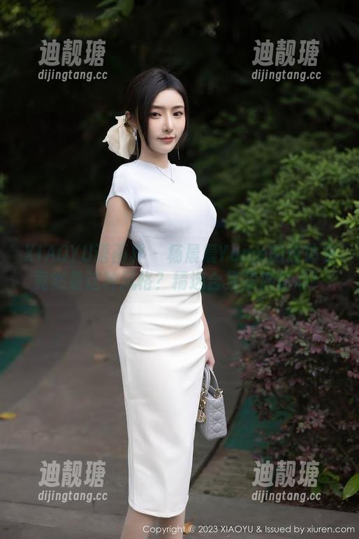 XIAOYU语画界-杨晨晨Yome XIAOYU语画界 - 杨晨晨Yome的连体衣竟然是这种风格?精选合集震撼你心!