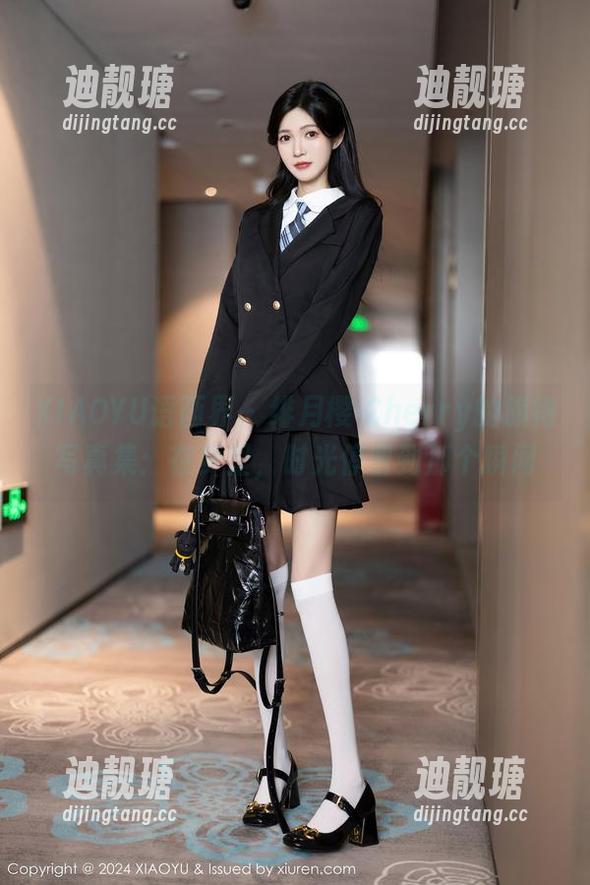XIAOYU语画界-绯月樱-Cherry XIAOYU语画界 - 绯月樱-Cherry的旗袍写真集:在梦里,时光停留到那个瞬间