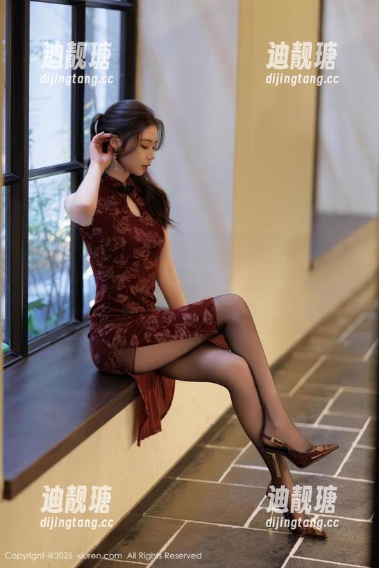Xiuren秀人网-Demon瑶瑶 Xiuren秀人网 - Demon瑶瑶的纯白诱惑精选集,简直让我想起了秋天的煎饼果子……为什么呢?