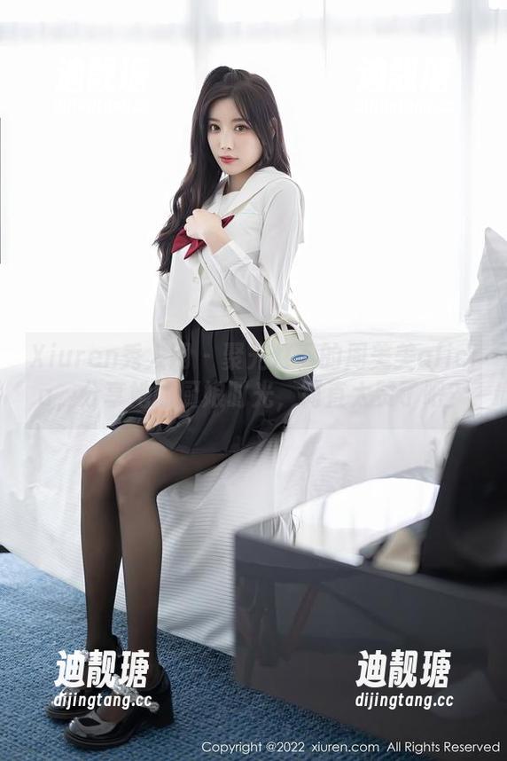 Xiuren秀人网-周美美alicia Xiuren秀人网 - 聚光灯下的周美美alicia,分享她的厨娘时光,简直太赞了吧?