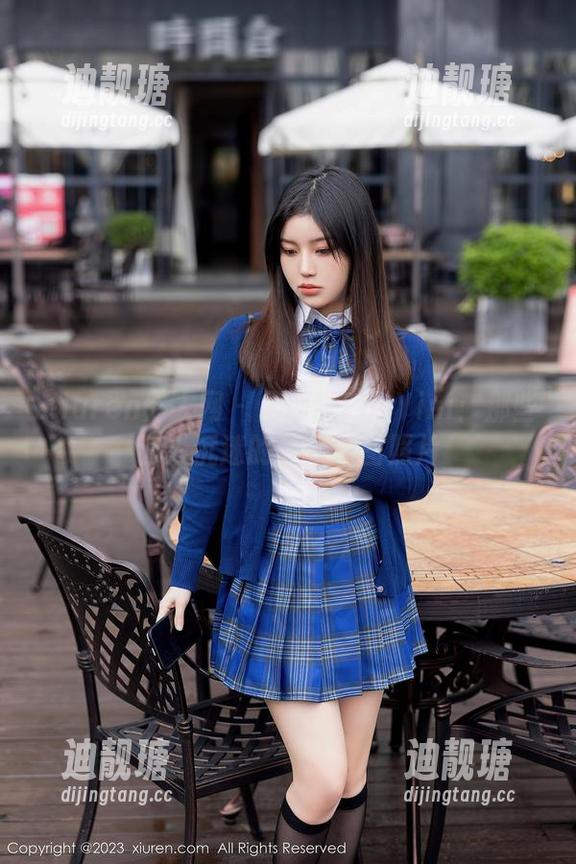 Xiuren秀人网-孟狐狸FoxYini Xiuren秀人网 - 孟狐狸FoxYini:那些让人沉迷的美足原图照片