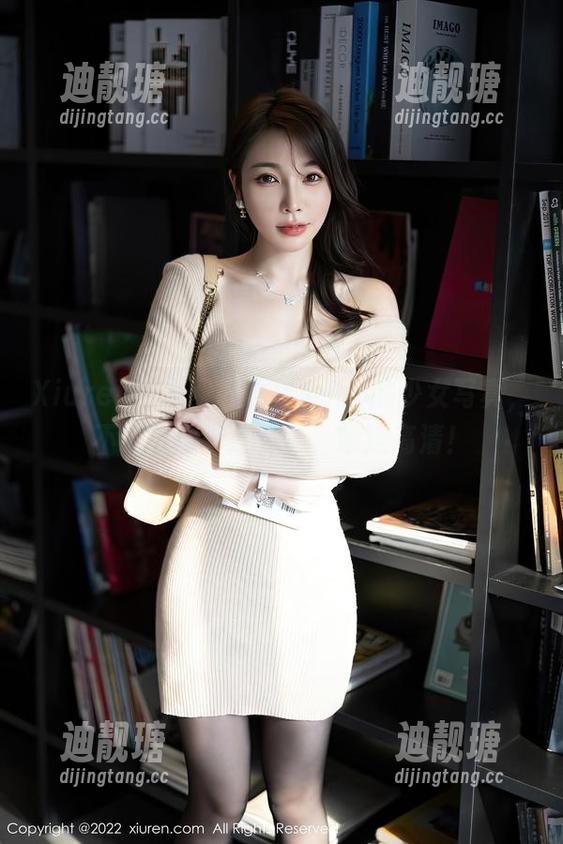 Xiuren秀人网 - 小樱koko的少女写真，不晓得是画还是人，瞧这高清！