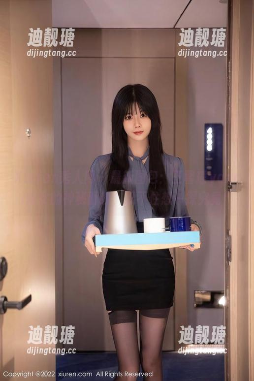 Xiuren秀人网-王馨瑶yanni Xiuren秀人网 - 最新图包:王馨瑶yanni修女的神秘面纱,忍不住想一探究竟!