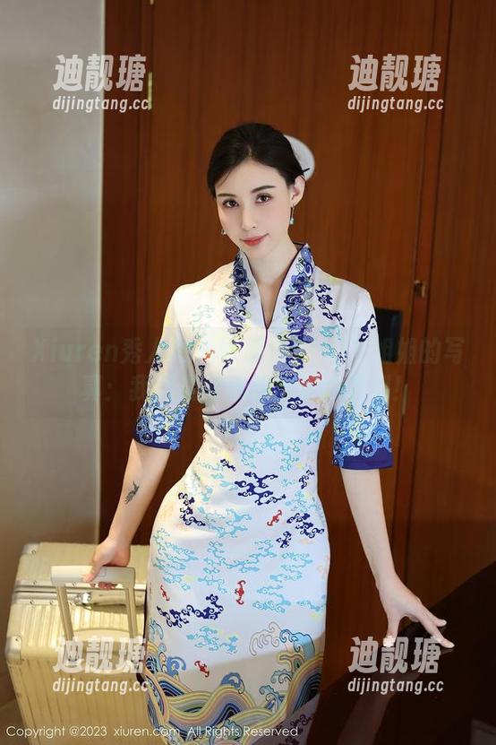 Xiuren秀人网-陈雅漫VICKY Xiuren秀人网 - 陈雅漫VICKY姐姐的写真:我就是爱这种含蓄的福利!