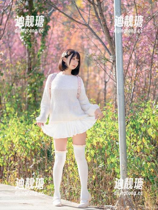 透明服背后的故事：nagisa魔物喵的合集，谁说壁纸不能调皮？