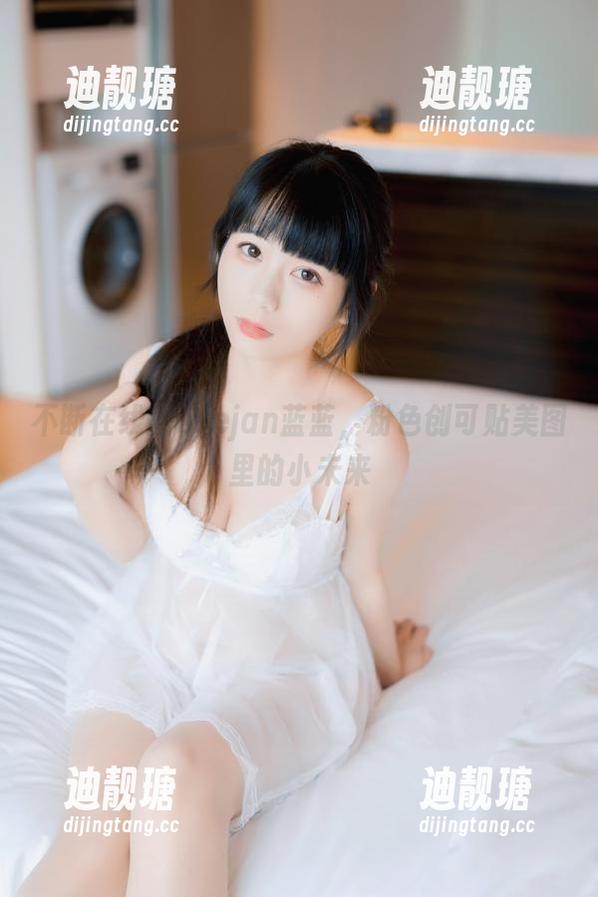 usejan蓝蓝 不断在线的usejan蓝蓝,粉色创可贴美图里的小未来