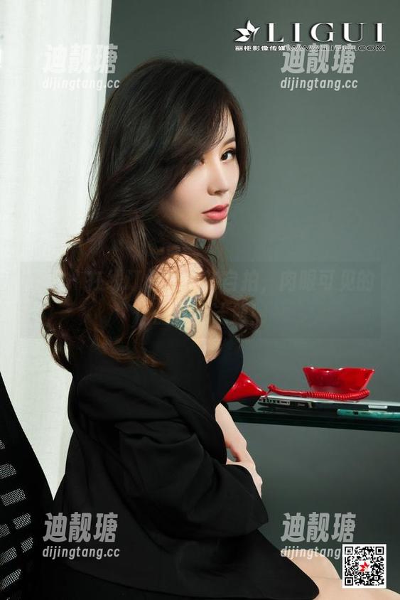 丽柜-甜甜 丽柜 - 在线订阅甜甜的自拍,肉眼可见的作品养成计划!