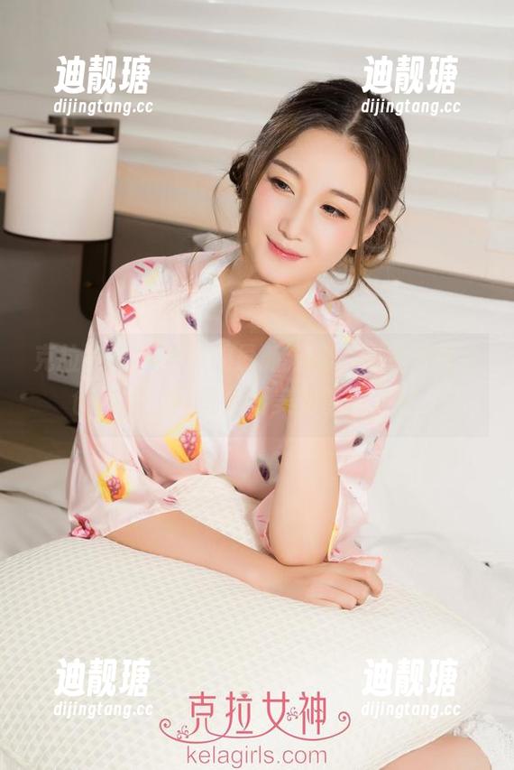 克拉女神 - 瑞莎的最新分享，裸足写真又创新意，简直是对美的重新定义。