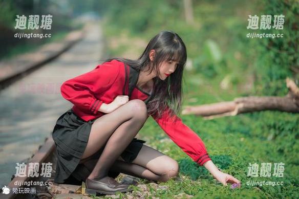 兔玩映画 兔玩映画图包更新来啦!阳光下的白丝,让你在炎炎夏日也能清凉一夏!
