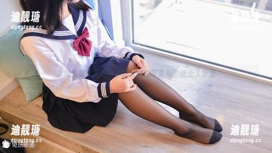 学姐请宠爱我吧，兔玩映画的写真从壁纸走入梦里