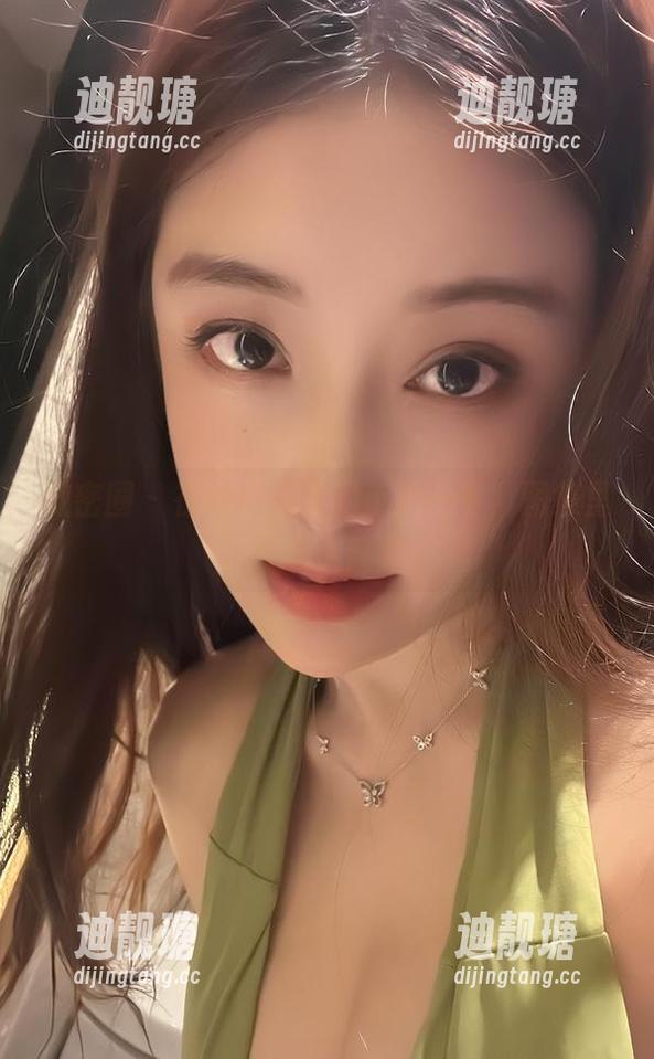 微密圈 - 在线！奶雯的小秀一下，图集里有点小惊喜