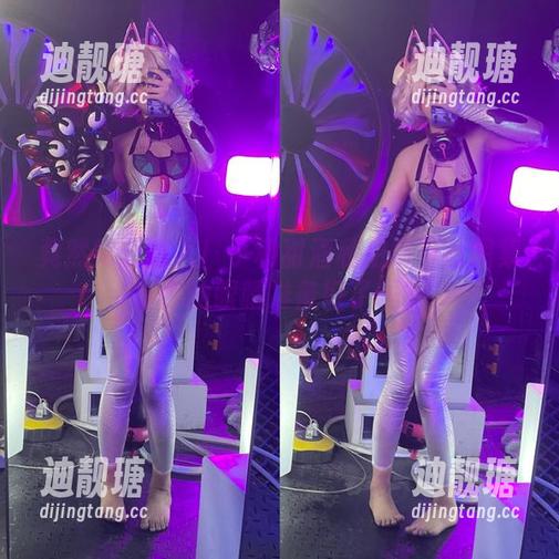 竟然如此迷人！小和甜酒私拍裤里丝图集，你的眼睛准备好了吗？
