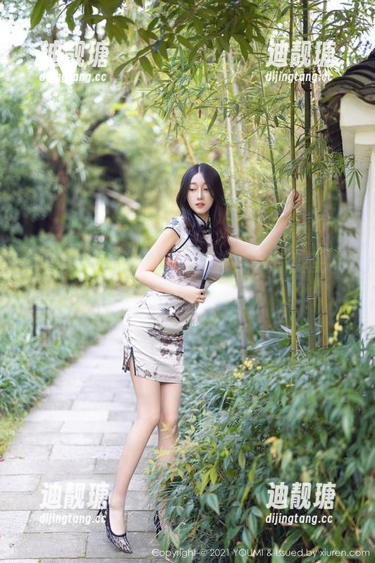 尤蜜荟 - icy猪的制服图包，不需要圣光，自然也能散发魅力。