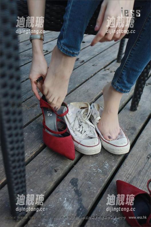 异思趣向-婉萍 异思趣向 - 在线追踪婉萍:原图剖析‘爱的纹理’,谁知道会这样撩?