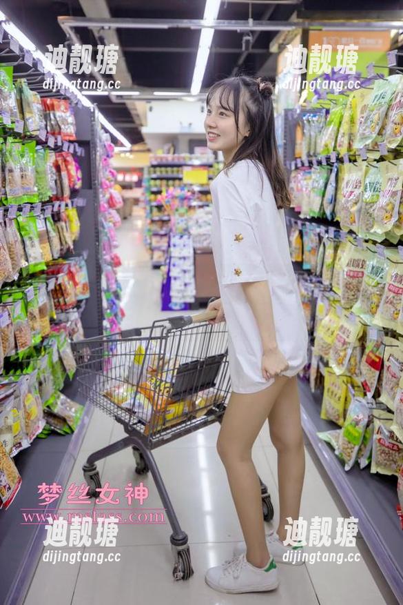 梦丝女神 - 魏婷婷泳衣写真集：真是让人怀疑她是从海里捞上来的，更新了！