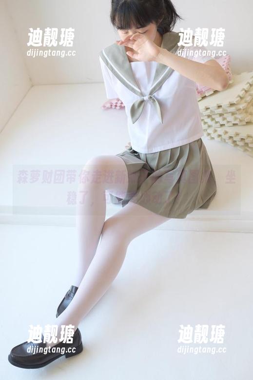 森萝财团带你走进新妹子的写真图集，坐稳了，可能要心动了！