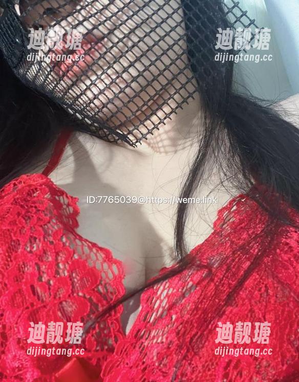 微密圈 - 楚楚不吃鱼的蕾丝女仆装，惊艳四座的合集，不来看看吗？