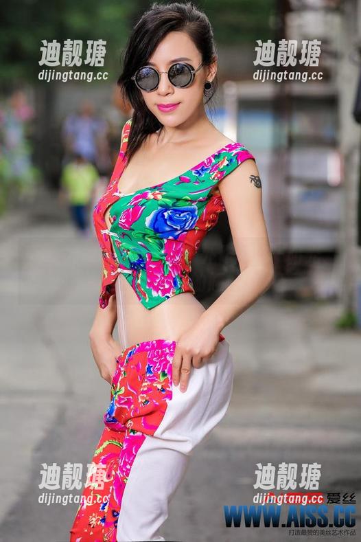 爱丝 - 欣杨的不一样户外作品——阳光、自然和巧妙的尴尬！