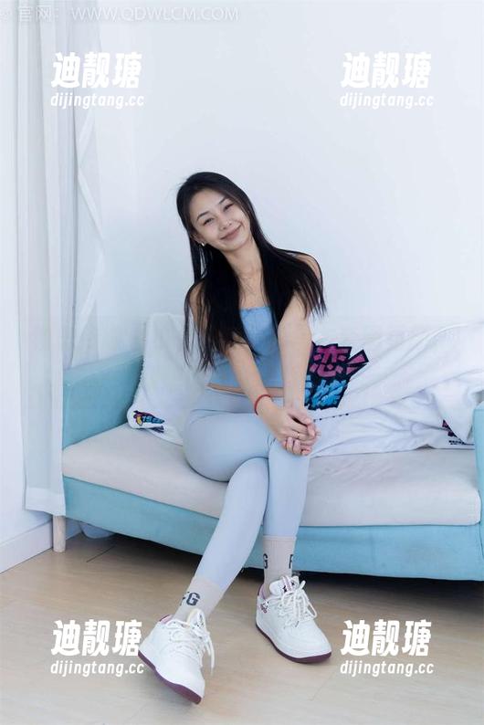 物恋传媒-小谷 物恋传媒 - 小谷的短裙日常,套图更新,就想问问谁能抵挡?