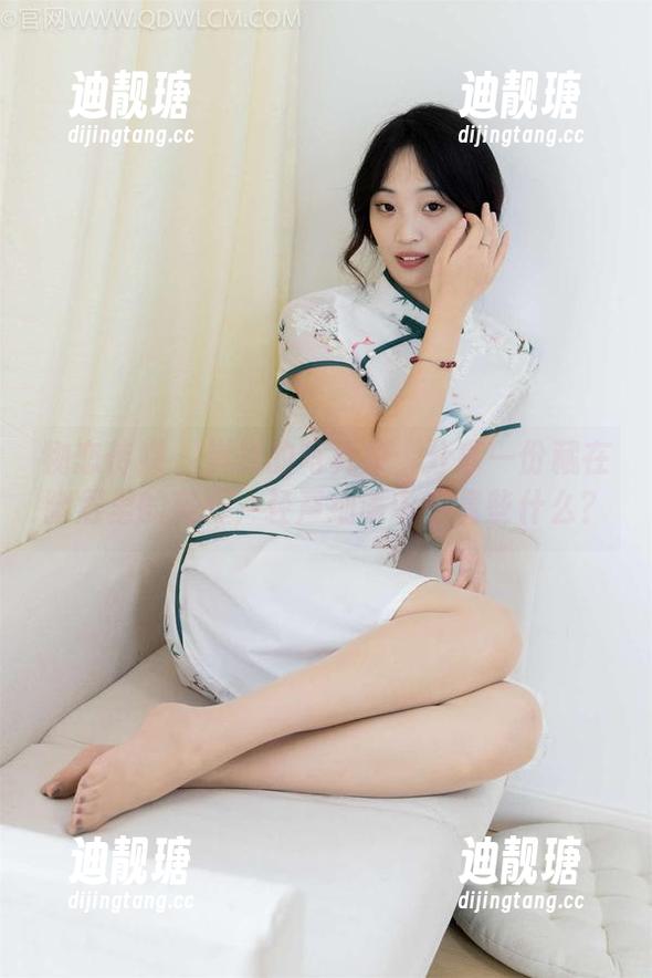 物恋传媒-岚岚 物恋传媒 - 岚岚的写真集:分享一份藏在幽居里的美好,轻声细语中藏着些什么?