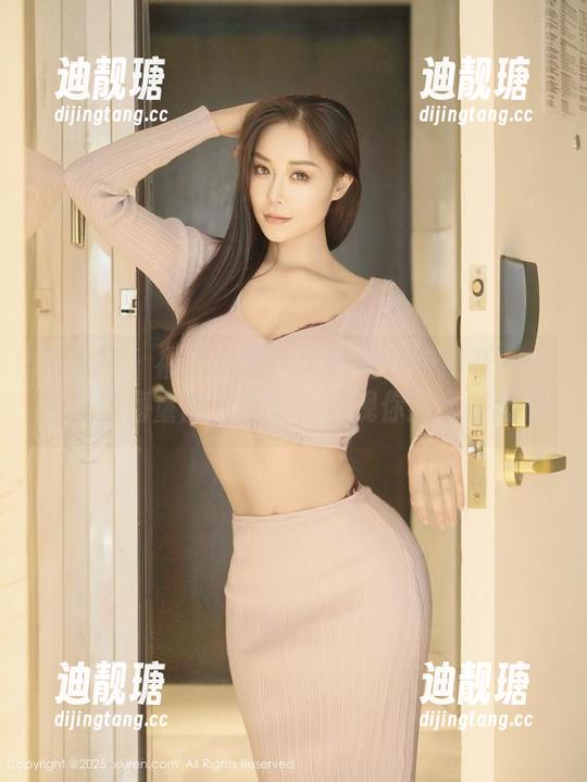 秀人网-大美妞儿 秀人网 - 福利来啦!大美妞儿的秘书——透过这海量图片合集,展现你的无限遐想