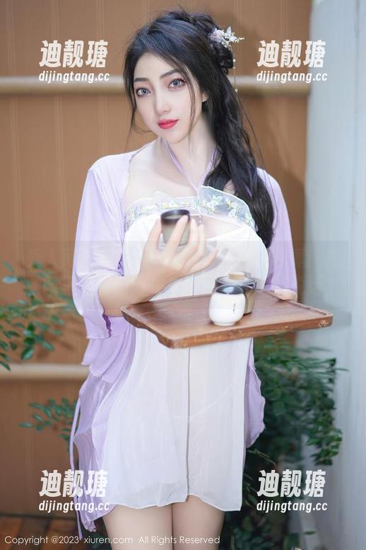 秀人网 - 李雅柔182CM的旗袍写真：美图里藏着的每一个瞬间都在悄悄说话