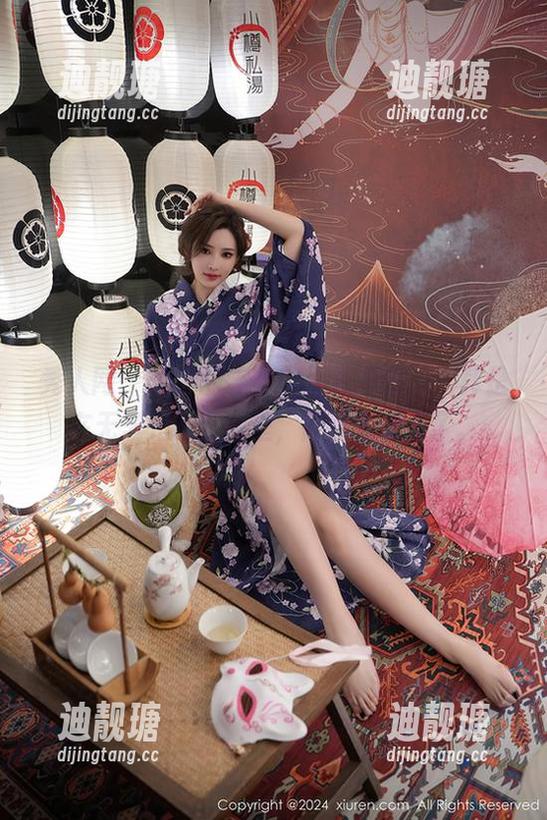 秀人网-灿宝 秀人网 - 灿宝的连衣裙无人能敌,尤其是在无圣光的原图里,简直太好看了。