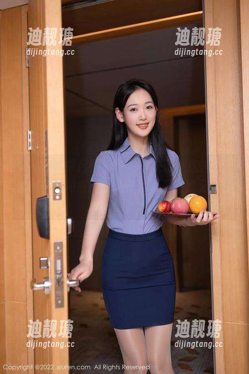 秀人网 - 绯月樱-Cherry来了！这些蕾丝袜和镂空内衣的免费资源真是让我又爱又恨。