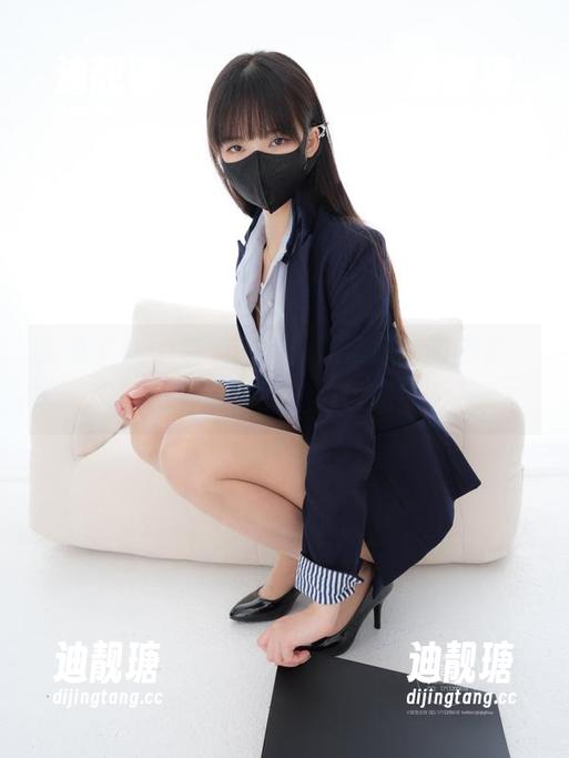 紧急企划-奶昔 紧急企划 - 高清图册:探索奶昔的美足,感受腿部的魅力领域!