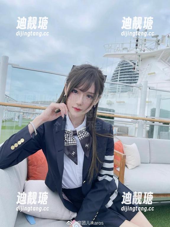 当腐团儿Ikaros的体操服化身美图壁纸，我真想冲进去和她一起练习！可惜我连翻个跟头都不会呢...