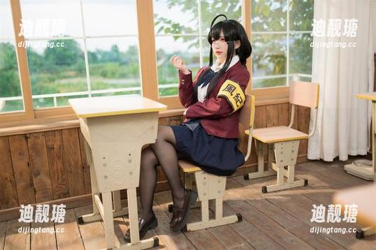 花铃Hana的原图：圣诞魔女？我只是想要一杯热巧克力！