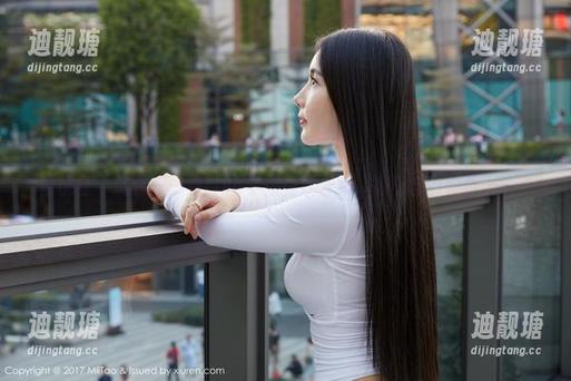 蜜桃社-爱丽莎Lisa 蜜桃社 - 沉迷爱丽莎Lisa学姐在线合集,感觉自己快要上头了