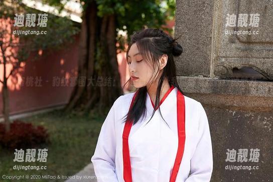 蜜桃社-露西Lucy 蜜桃社 - 豹纹套图大总结:露西Lucy让我重新考虑豹纹的魅力!