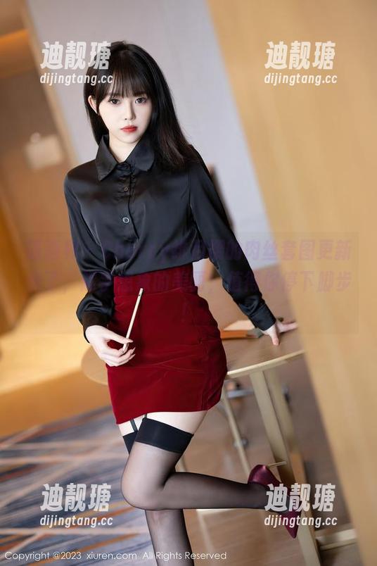 语画界-Cherry绯月樱 语画界 - Cherry绯月樱的肉丝套图更新来了,超乎想象的美丽,值得你停下脚步!