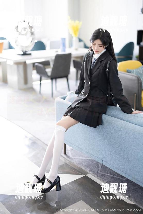 语画界-林星阑 语画界 - 林星阑的美脚,最新图片,真是让人忍不住想多看看。