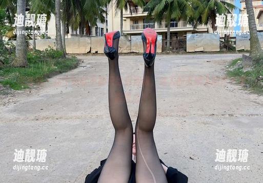 迷人的五姨太 微密圈 - 这个浴缸不能只给你泡澡,迷人的五姨太的图包也能洗心!