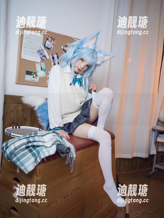 铁打萌萌_moi 从铁打萌萌_moi的居家写真出发,探索在家拍出‘时尚大片’的新玩法!
