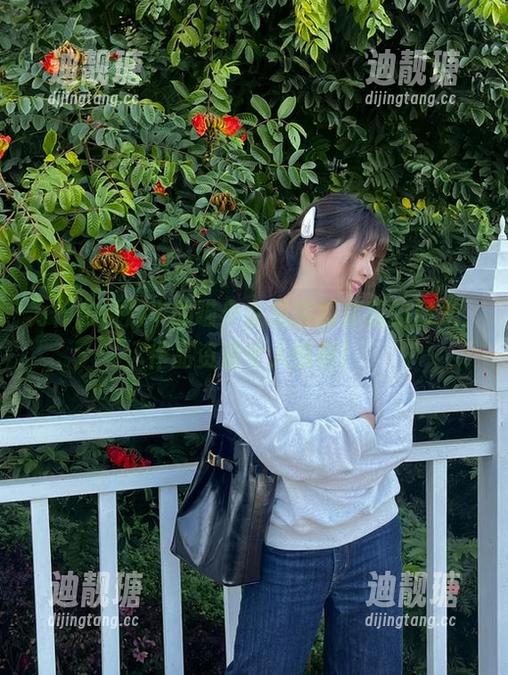 闪月半 为什么闪月半的喵少女总能抓住我的目光,作品资源令人惊艳!