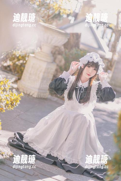 捏着霜月shimo的校服，咱们在无圣光的世界里走一遭，图集准备好了吗？