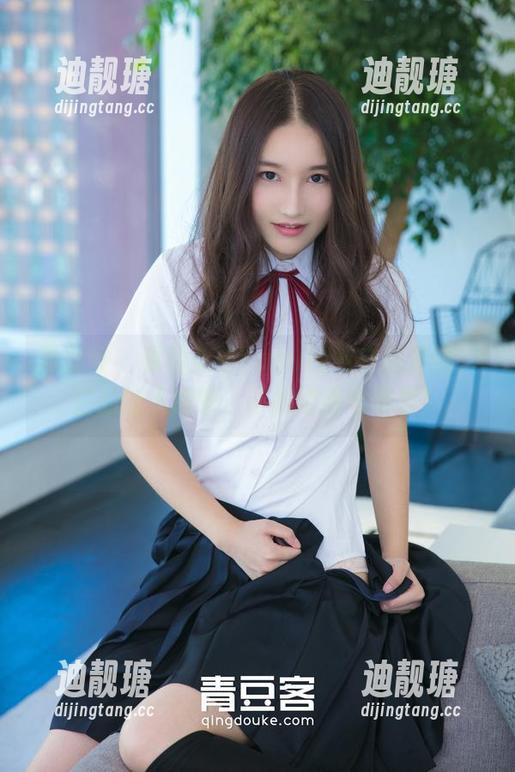 青豆客-美昕Yumi 青豆客 - 看看美昕Yumi的纯白高清图,白的让人眼晕,不知道该看哪里!